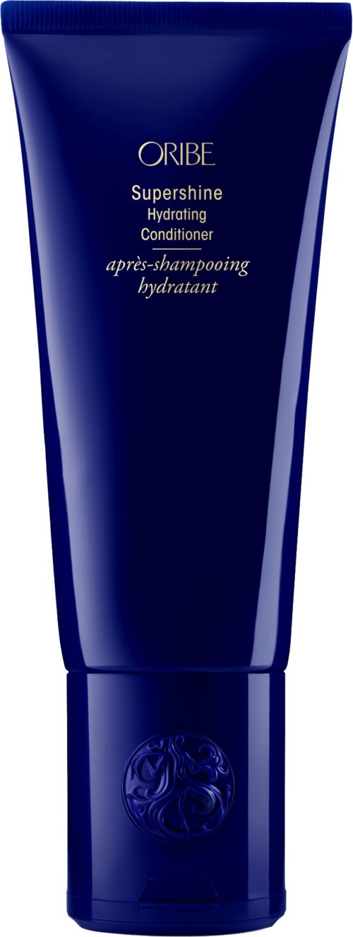 Ein blauer Tuben mit Oribe SuperShine feuchtigkeitsspendender Conditioner für Haare. Einfaches Design mit Produktname und Logo.