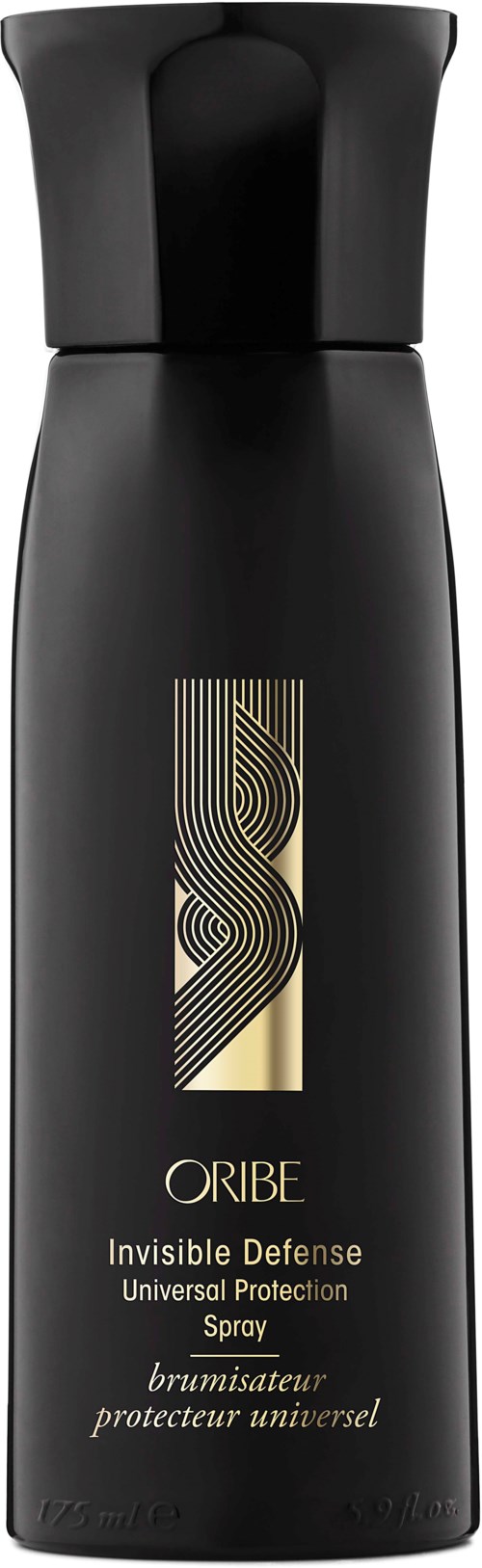 Eine schwarze Sprühflasche mit goldenen Linien und Text, gekennzeichnet als Oribe Invisible Defense Spray zum Schutz.
