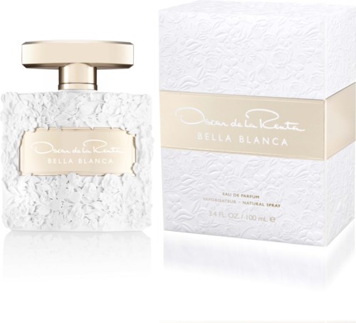 En vit texturerad parfyllare och förpackning med guldaccenter, märkt 'Oscar de la Renta Bella Blanca.'