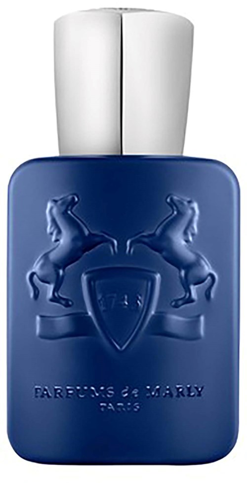 Blende Parfühflasche mit Pferden und Schild, beschriftet 'Parfums de Marly Paris.'