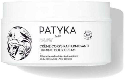Ein weißer Behälter mit Patyka festigender Körpercreme mit schwarz-weißen Illustrationen und Text auf dem Etikett.