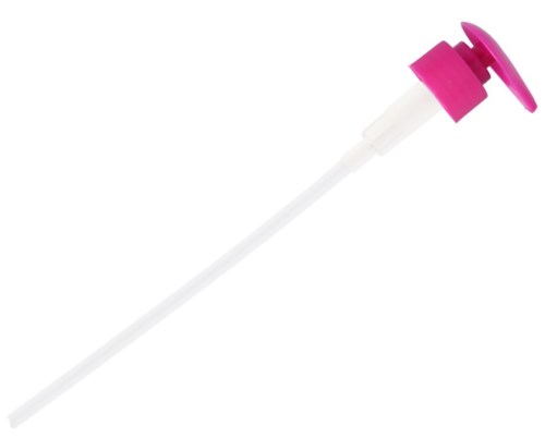 Een spuit met een roze plunjer en een lange, witte naald.