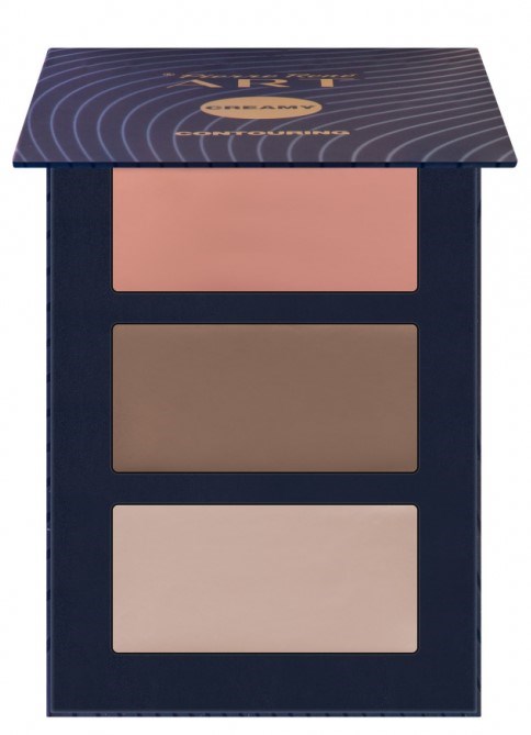 En sminkpalett med tre nyanser: rosa, brunt og beige i et marineblått etui.
