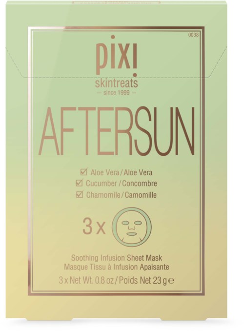 Det är ett grönt paket med Pixi AfterSun ansiktsmasker med ingredienser som aloe, gurka och kamomill. Det innehåller tre arks.