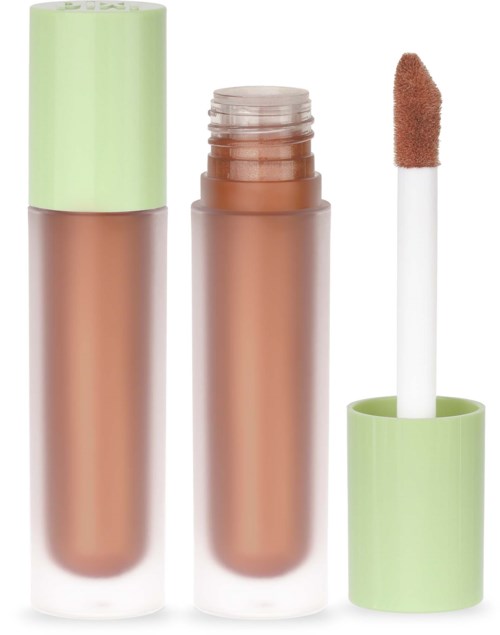 En leppepomade-flaske som viser lokket, den fylte beholderen, og applikatorstaven med brunt gloss.