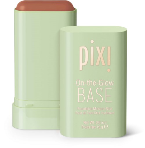 Vaaleanvihreä meikkivoide, jossa ruskea yläosa ja teksti 'Pixi On-the-Glow Base' kosteutukseen.