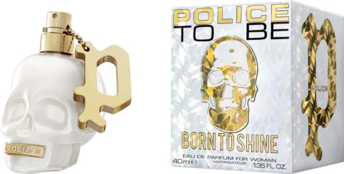 Een parfumfles in de vorm van een schedel met ketting en schedelhanger, naast een doos met opdruk "Police To Be."