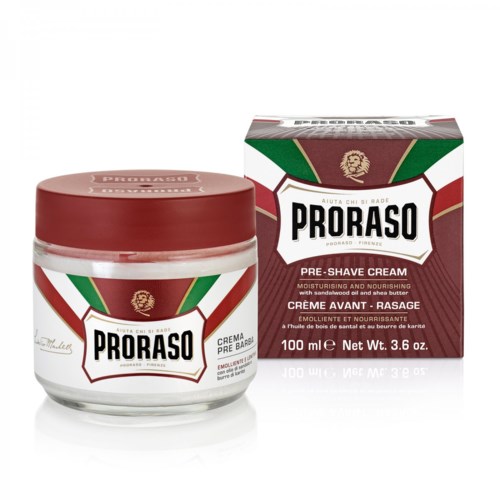 Purkki ja laatikko Proraso-esihygyntävoiteelle, punainen, vihreä ja valkoinen pakkaus.
