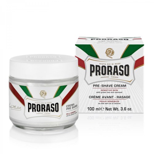 Proraso esihäivytysvoide purkki, jossa vihreä tee ja kaura, ja pakkauksessa on brändin nimi ja tiedot.