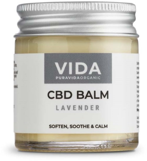 Een klein potje met label 'CBD BALM LAVENDER' en een zilveren deksel, biedt kalmerende en rustgevende effecten.