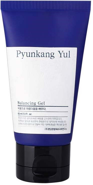 Eine blaue und weiße Tube mit der Aufschrift 'Pyunkang Yul Balancing Gel' und schwarzem Deckel.