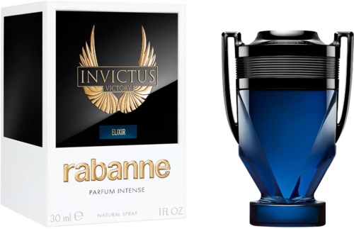 En parfyme flaske i blått og svart ved siden av emballasjen med gull- og svart design og teksten Invictus Victory.
