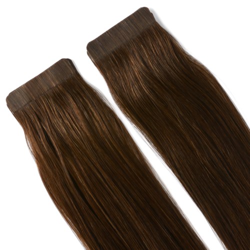 To rette, brune hårforlengelser med skinnende finish.