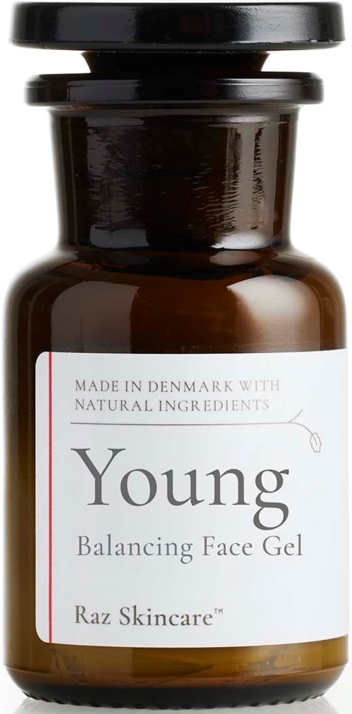 En mörkbrun glasflaska med vitt etikett, svart lock och text om ansiktsgel från Raz Skincare.