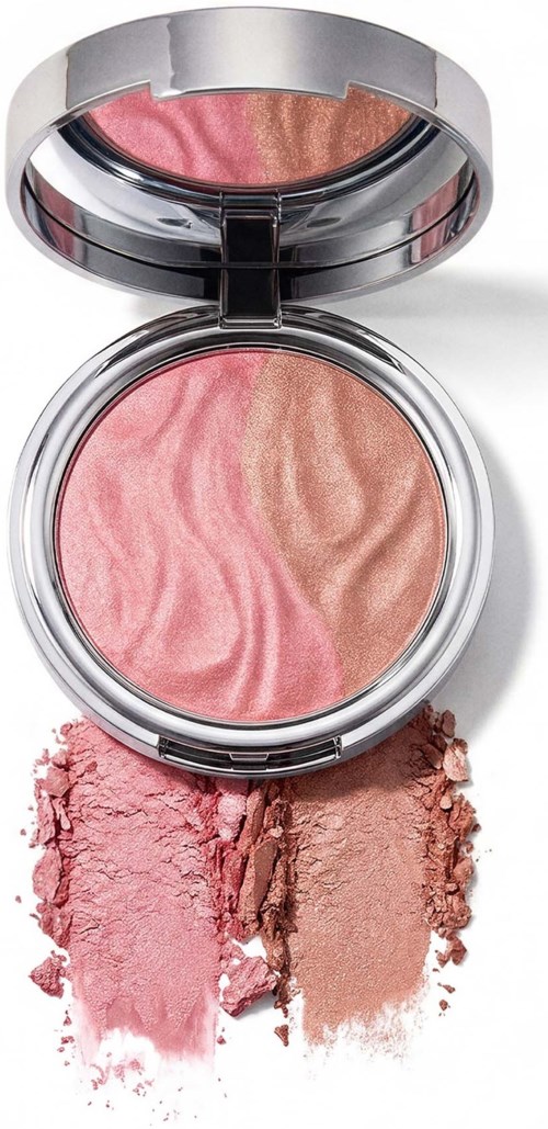 Skimmerfärgad och beige blush i en kompakt, med lite krossat puder under.