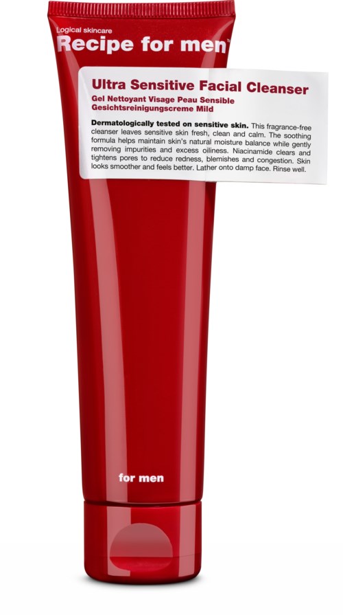 Eine rote Tube mit ‚Recipe for men‘ und einem weißen Label, das einen Gesichtsreiniger für empfindliche Haut beschreibt.