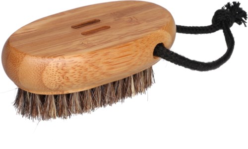 Puullinen jalkavasharos, jossa on harjakset alhaalla ja musta nauha kiinnitettynä.