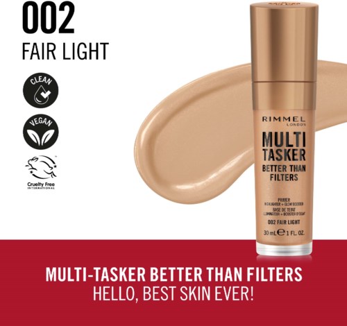 Eine beigefarbene Foundation-Flasche mit schwarzem und goldenem Text, zeigt einen Tupfer des Produkts. Labels geben an, dass es fair light, vegan und tierversuchsfrei ist.