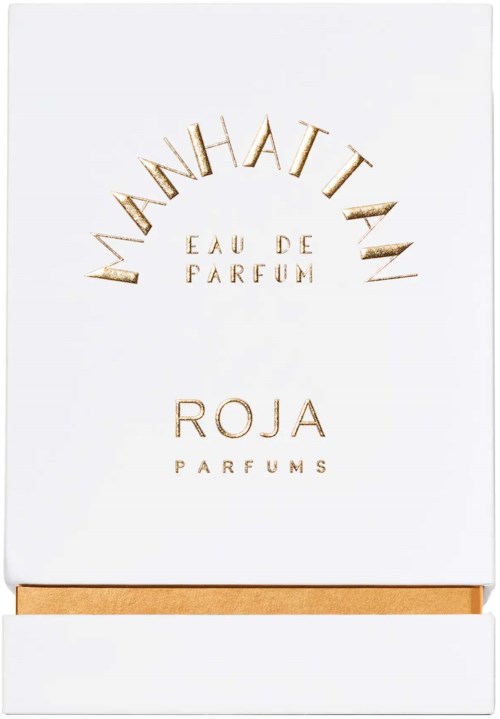 Eine weiße Schachtel mit goldener Schrift sagt "MANHATTAN EAU DE PARFUM ROJA PARFUMS."