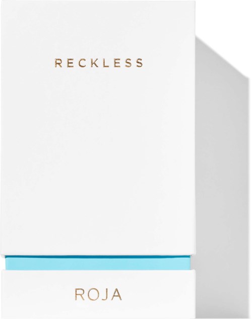 Das Bild zeigt eine weiße Box mit dem Wort "RECKLESS" oben und "ROJA" auf einem unteren Streifen, mit Schatten.