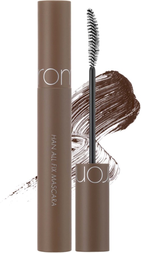 Een bruin mascara-huls met de wig uitgezet, toont mascara op een witte achtergrond.