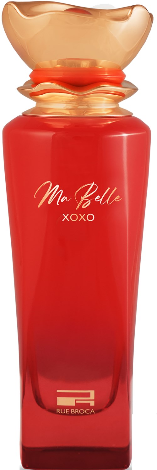 En röd parfyllott med ett vågigt guldlock och orden "Ma Belle XOXO" på framsidan.