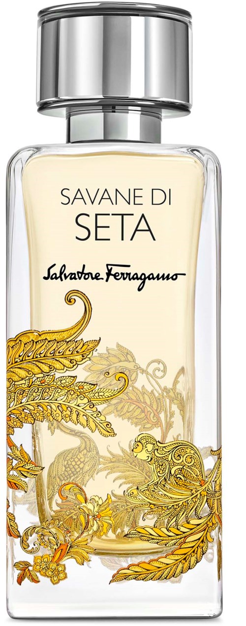 Selkeä hajuvesipullo, jossa on kultaisia lehtiä ja eläinaiheita, ja hopeinen korkki. Etiketti kertoo Savane di Seta ja Salvatore Ferragamo.