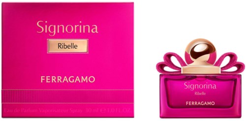 Pinkki parfyymi rasia ja pullo kulta- ja violettiväreillä Signorina Ribelle Ferragamolta.