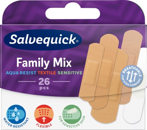 Eine Schachtel mit 26 beigen Pflastern, Marke Salvequick Family Mix, wasserabweisend, flexibel und für empfindliche Haut geeignet.