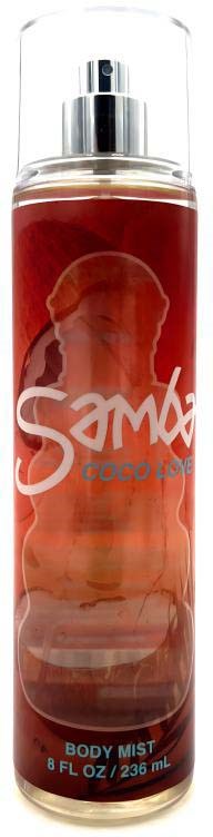 Punainen vartalotuoksupullo, jossa on suihkepää ja merkinnät 'Samba' ja 'Body Mist.'
