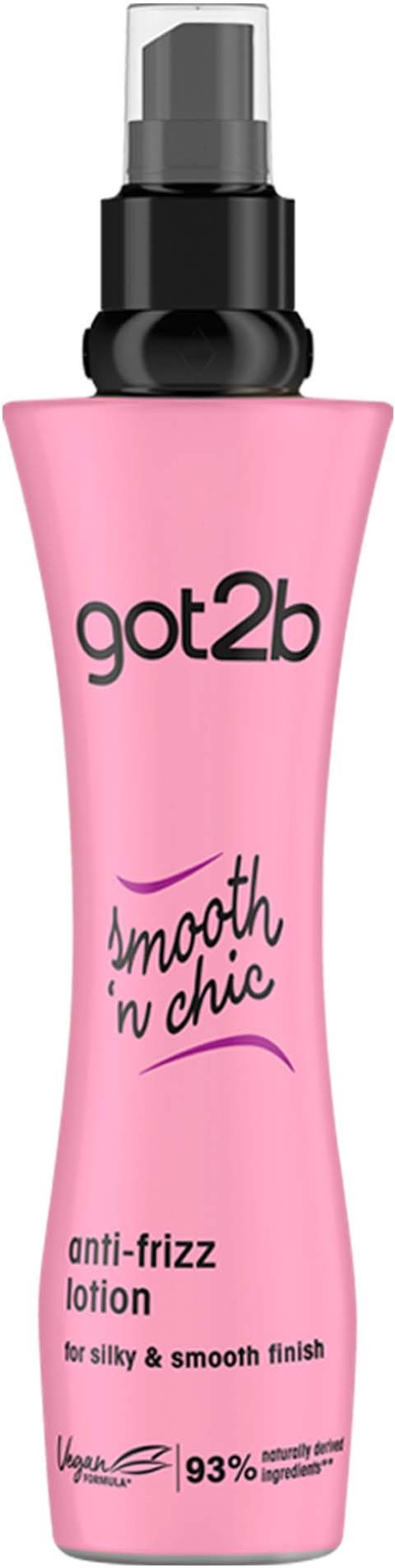 Roze fles met zwarte dop, gelabeld 'got2b' en 'smooth 'n chic', voor anti-pluis haar. 93% natuurlijke ingrediënten.