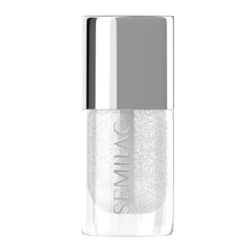 En klar nagellacksflaska med ett silverlock och halvgenomskinligt innehåll märkt SEMILAC.