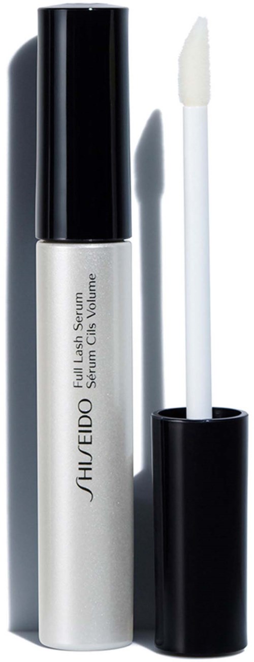 Een eenvoudige witte tube met zwarte dop, label zegt Shiseido Lash Serum, met een smalle applicator.