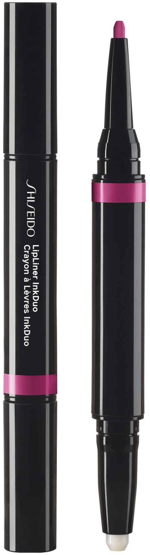 En svart penna med rosa band och lock, ser ut som läppstift. Den har en etikett med märke och produktinformation.