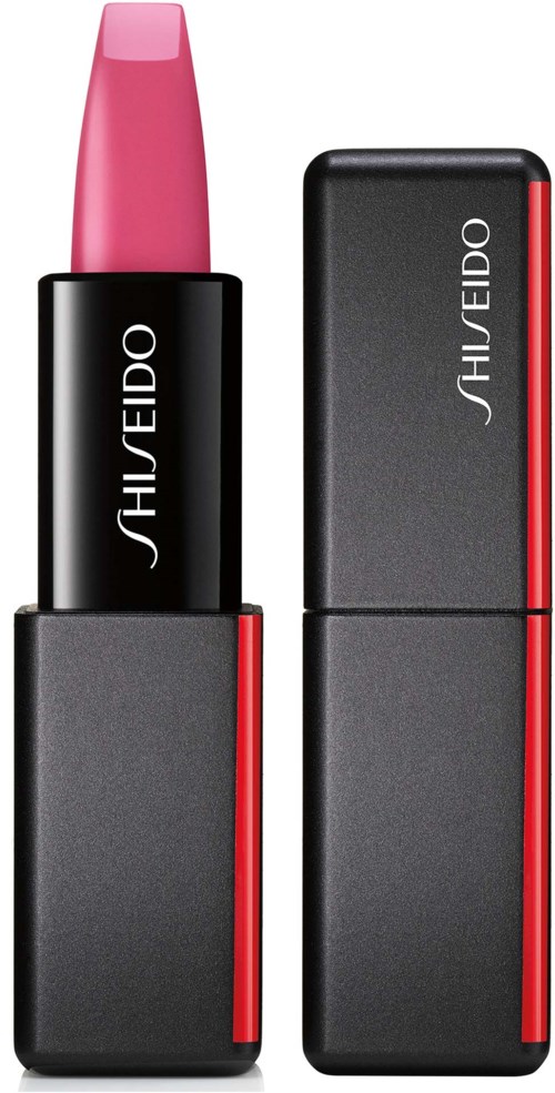 Ett läppstift med rosa färg och svart- och rödförpackning från Shiseido. Läppstiftet är delvis utökat.