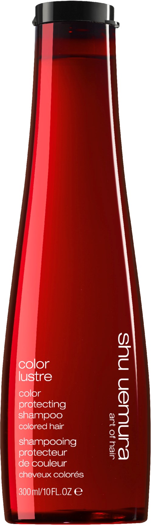 Eine lange, rote Flasche mit Shu Uemura Color Lustre Protecting Shampoo und schwarzem Deckel.