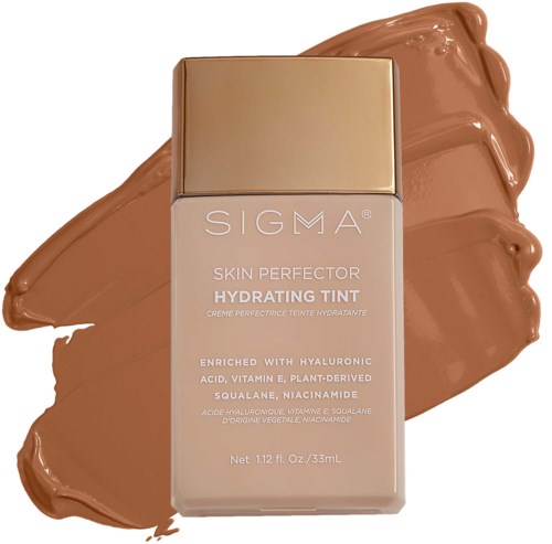 Sigma-ihon täyteläinen kosteuttava värivoide, jonka beige korkki ja ruskea pohja.
