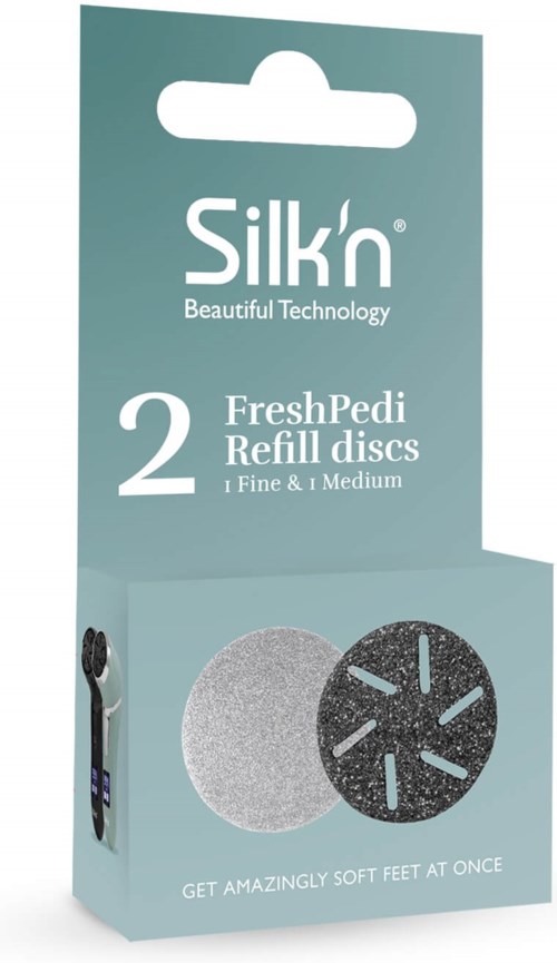 Eine Schachtel mit zwei Nachfüllscheiben für die Fußpflege, eine weiß und eine schwarz, mit Silk'n-Logo und Gebrauchsanweisung.