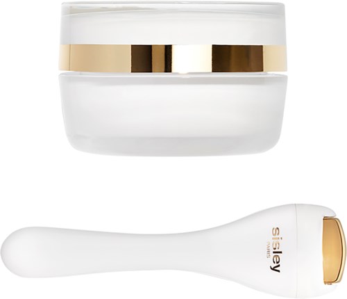 Een witte pot met gouden band en een wit handapparaat met gouden accenten, beide met de naam 'SiSLEY'.