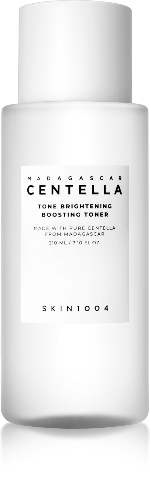 Eine weiße Flasche mit einem Etikett, das Madagascar Centella Tone Brightening Booster Toner sagt.