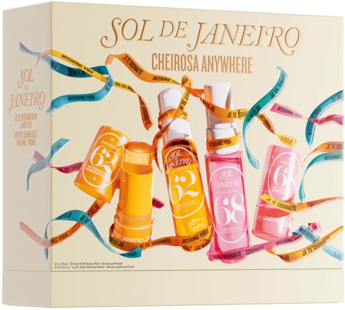 Samling av Sol de Janeiro hud- og kroppsprodukter med fargede bånd og emballasje.
