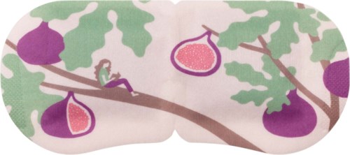 Een kleurrijke illustratie van een vijgenboom met paarse en roze vruchten, en een persoon die op een tak zit.