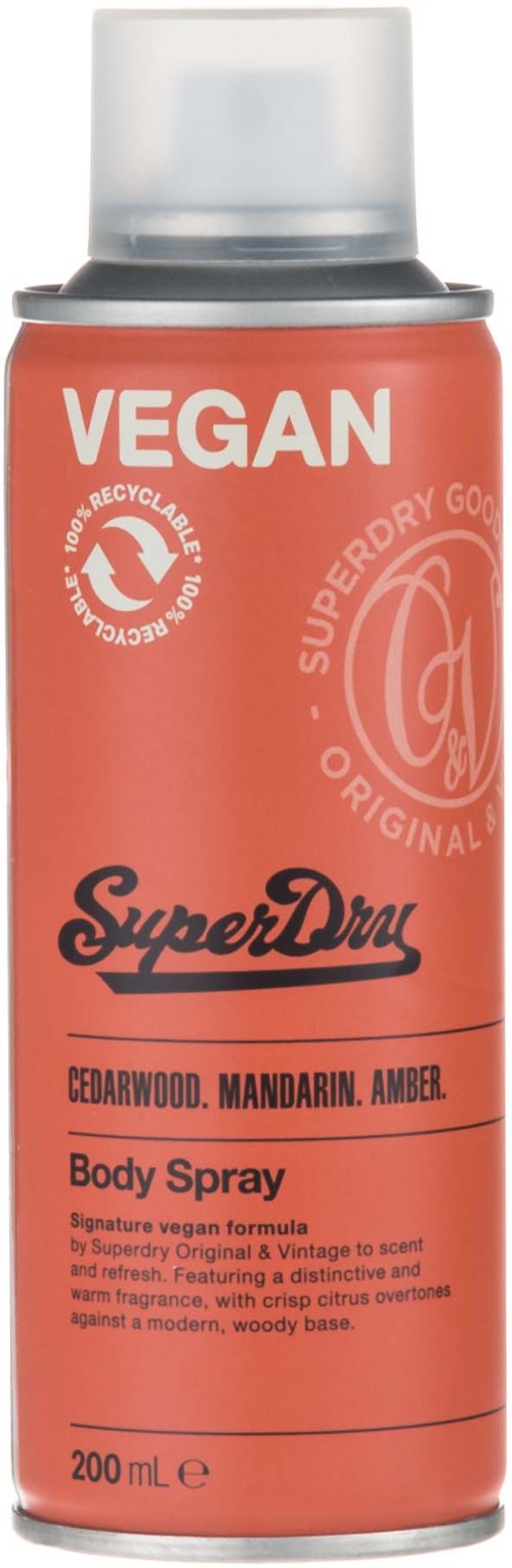 Vegan body spray met geur van cederhout, mandarijn en amber. 200 ml in een roze spuitbus.