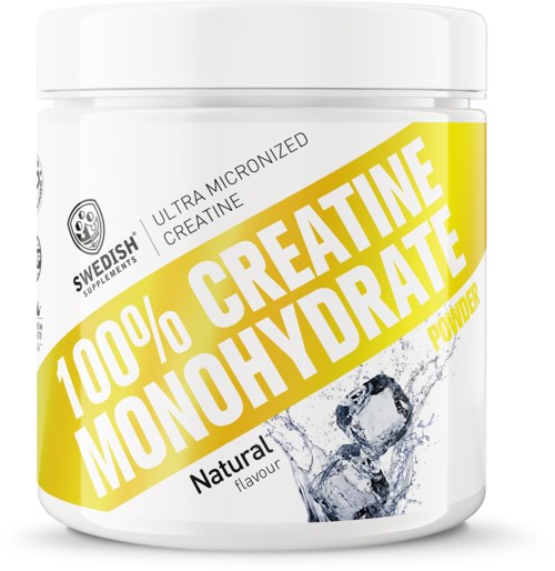 En hvit beholder fra Swedish Supplements med gul etikett og tekst for 100% Creatine Monohydrate pulver, med vannsprutdesign.