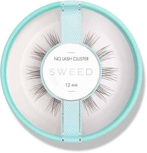 Round case with false eyelashes labeled "No Lash Cluster" and "12 mm" inside.