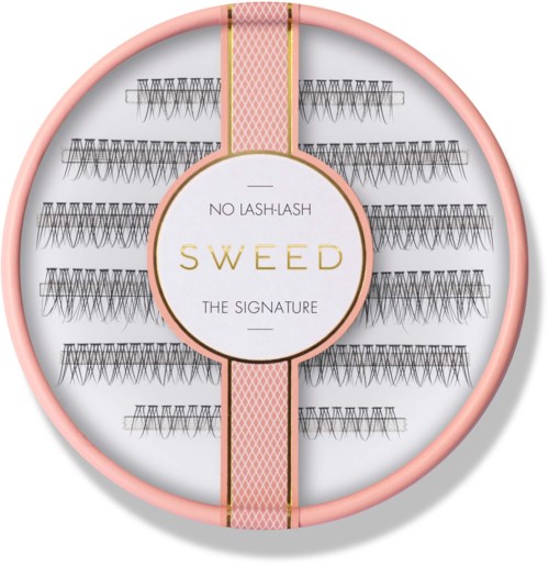 Round pink case holds no-lash lashes, arranged in rows, with a gold and pink band in the center. Text reads 'NO LASH-LASH', 'SWEED', and 'THE SIGNATURE'.
