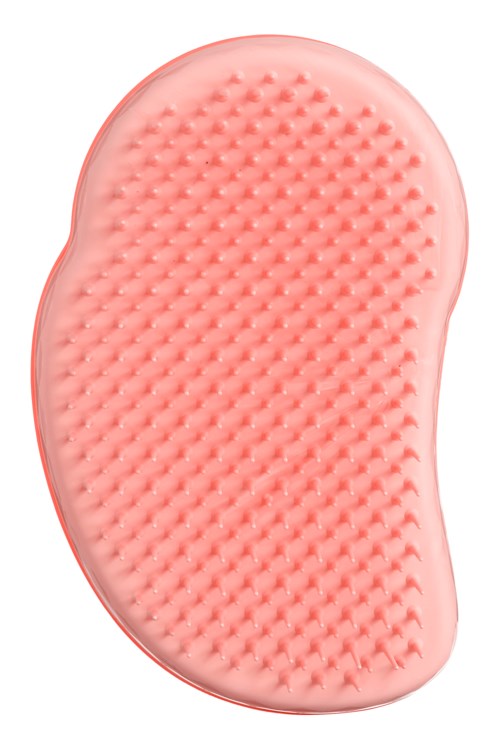 En rosa fotformad skrubbborste med mjuka piggar för rengöring av hud eller fötter.