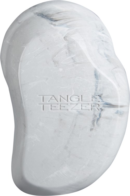 En vit Tangle Teezer-hårborste med en slät, kurvig form och märket på.