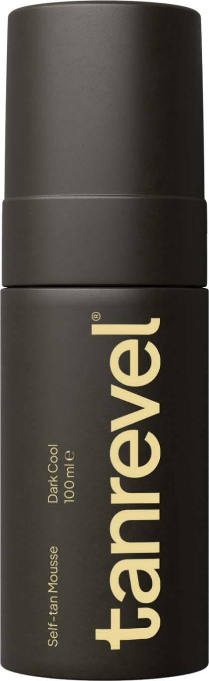 Eine schwarze Flasche mit Goldtext für Tanrevel Dark Cool Self-Tan Mousse.
