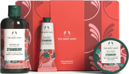 Ein Sortiment von Erdbeer-Duftherstellern wie Duschgel, Körpersahne und Körpercreme von The Body Shop.